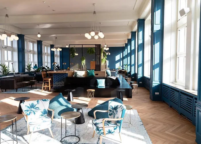 Aparthotel Phnx 3*