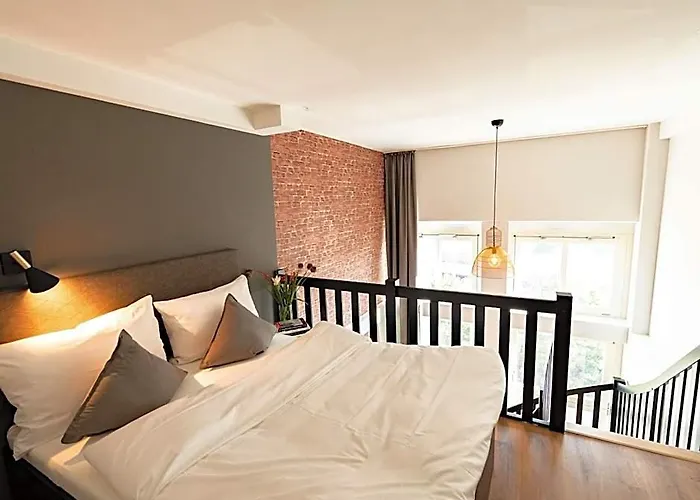 Aparthotel Phnx 3*